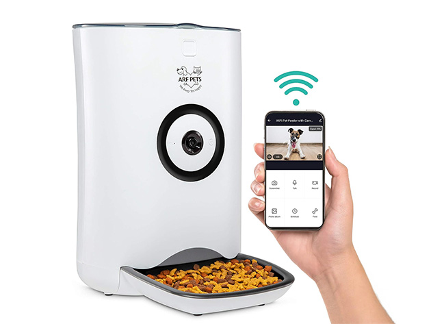 Keep Your Fur Babies Well-Fed with This Feeder's Schedule Feature, Live Video & Two-Way Audio