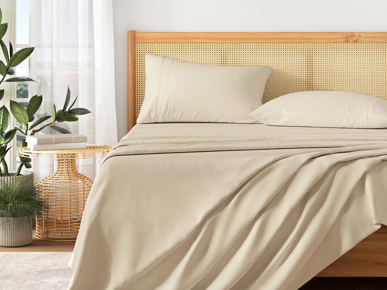 4-Piece Pre-Washed Microfiber Sheet Set (Natural/Queen)
