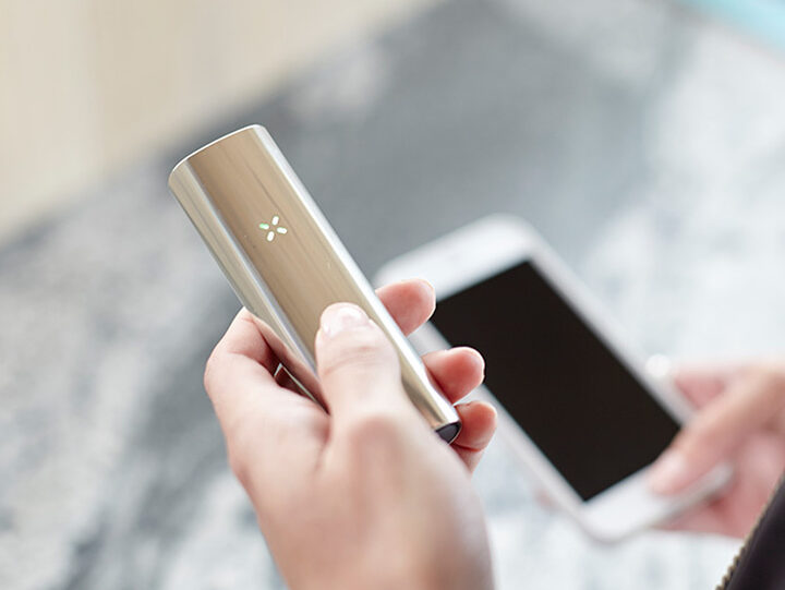 Pax 3 Vaporizer (Gold)
