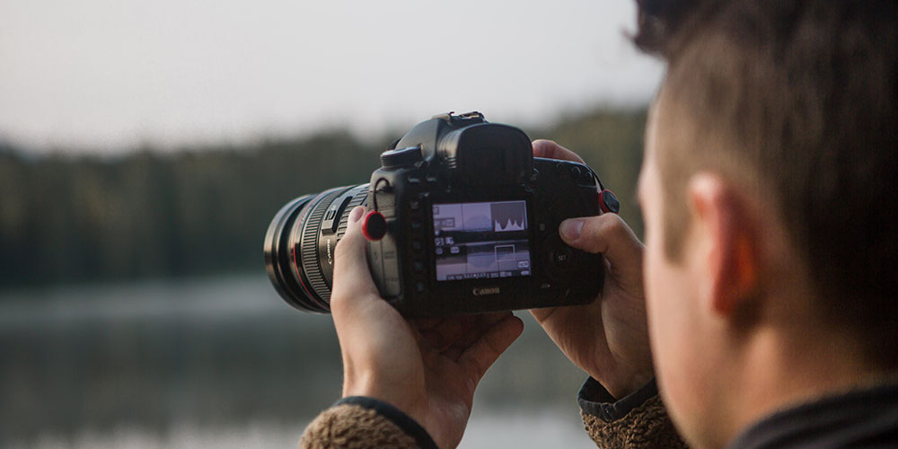 DSLR &Smartphone Integrated Filmmaking