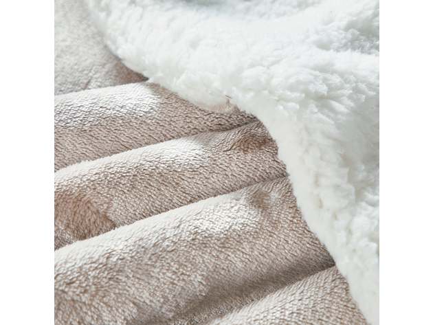 Classic Sherpa Throw Linen