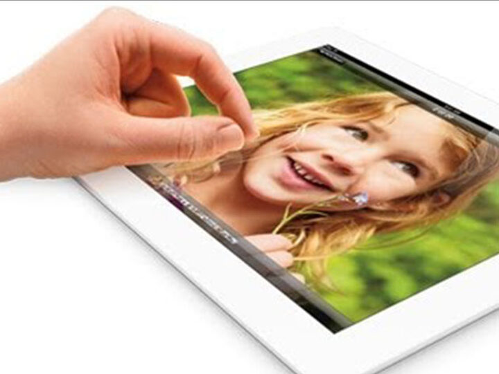iPad 3rd Gen 64GB - White (Refurbished: Wi-Fi Only) Bundle