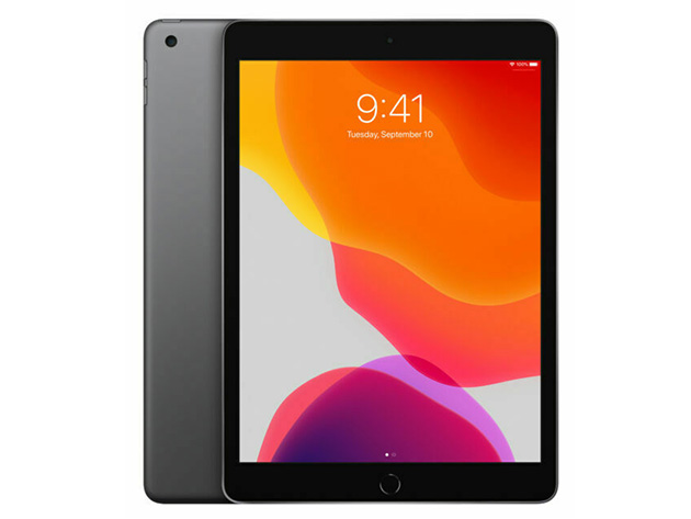 Apple iPad 10.2” 7th Gen (2019) 32GB - Space Gray (Open Box: Wi-Fi Only)