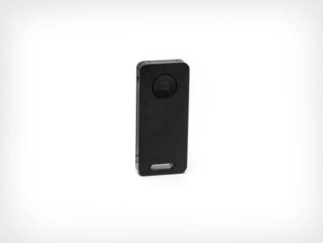 iZZi Gadgets Selfie Stick & SHTR Remote
