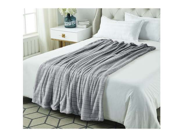 Ombre Flannel Reversible Jacquard Throw Dark Grey