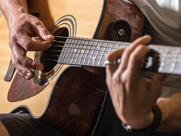 The Complete Beginner to Expert Guitar Lessons Bundle