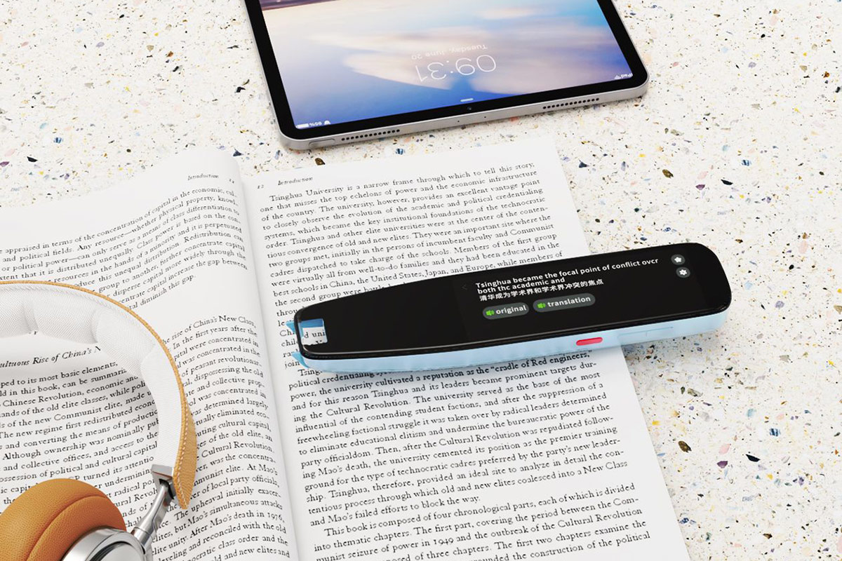 Expand your knowledge base with this text-to-speech reader and translator pen 