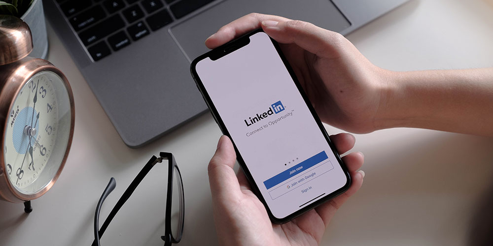 B2B Lead Generation + B2B Sales with LinkedIn, Cold Email (2021)