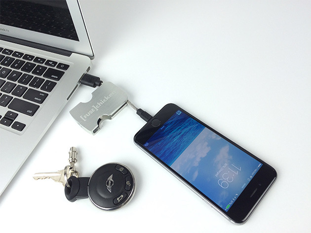 Armour Travel Steel iOS Charging Keychain