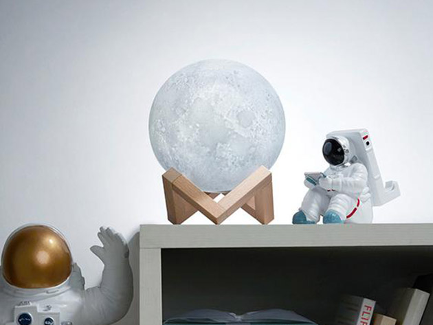 The Original Wireless Bluetooth Speaker Moon Lamp