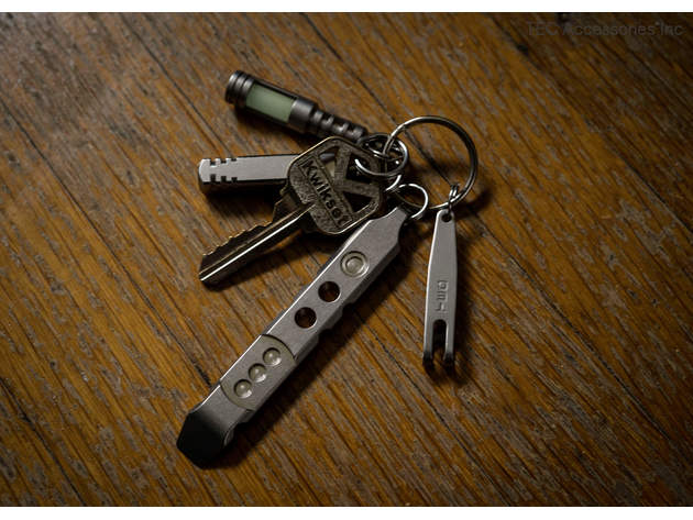 Ti-Pry Titanium Pry Bar: Keychain Edition