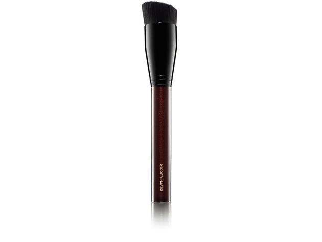 Kevyn Aucoin The Angled Foundation Brush