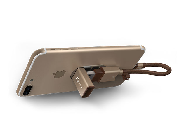 iKlips Wizard Storage Expanding Card Reader (Gold)