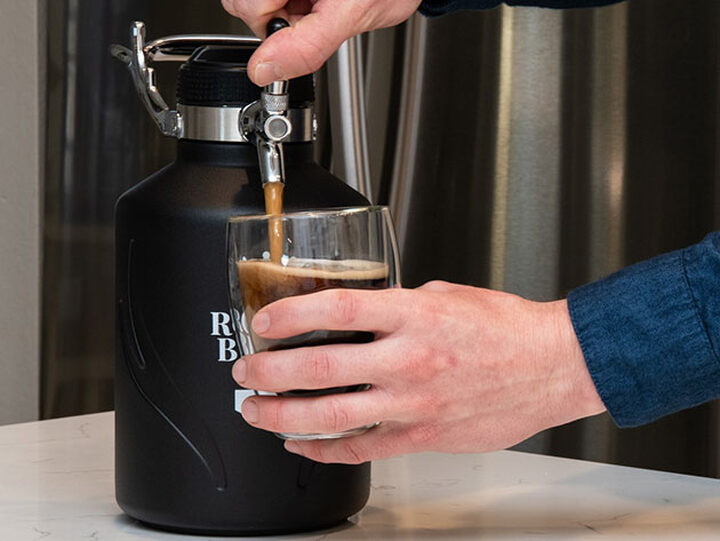 Royal Brew Nitro Cold Brew Growler Coffee Maker, 64oz Matte Black