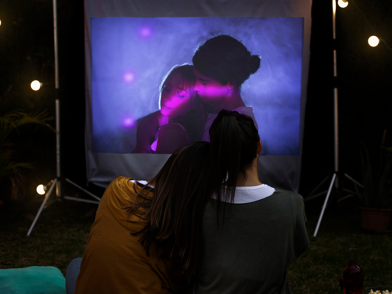 LG 100" Portable HD (1920x1080) LED Smart CineBeam Projector with Built-in Battery (Refurbished)