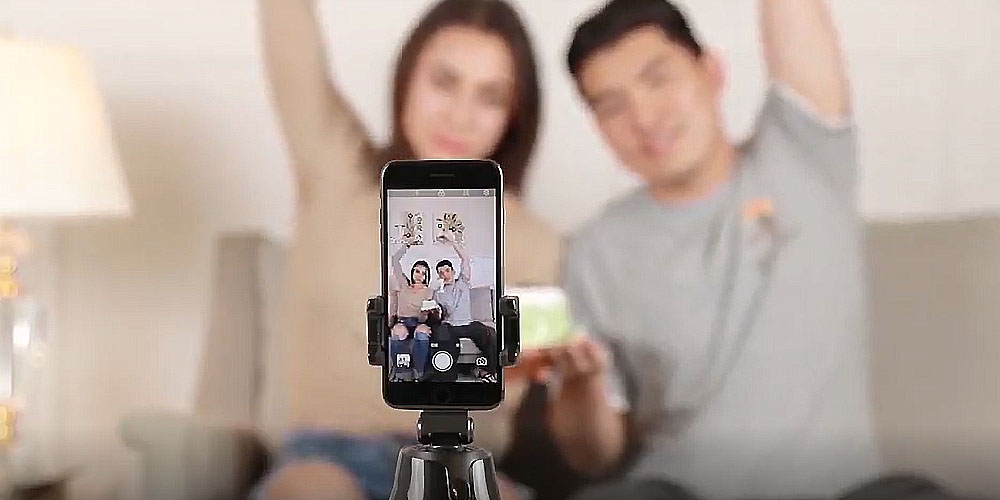 Movii 360° Rotating Selfie Stick