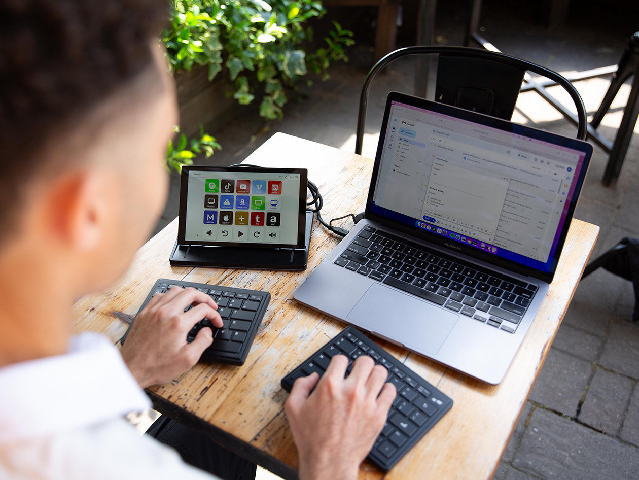 Tetra Ergonomic Split Keyboard with Touchscreen