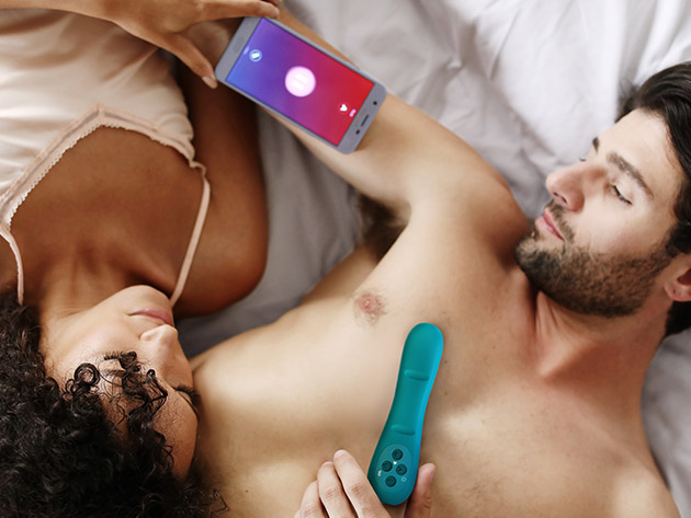 POCO: Smart Bendable Bullet Vibrator