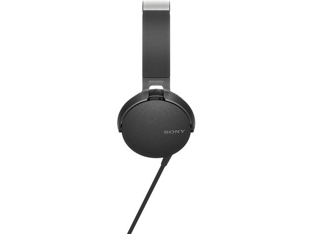 Sony Extra Bass On-Ear Headphones with 30mm drivers, Powerful Music, Comfort Ear Pads, Mic and Remote for Apple and Android Smartphones, Black, MDRXB550AP/B (New Open Box)