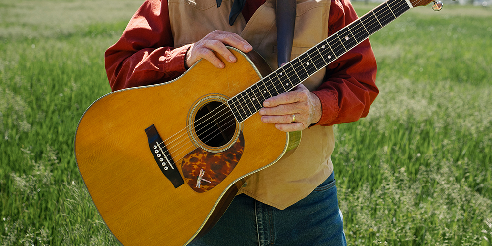 Bluegrass for the Curious Guitarist