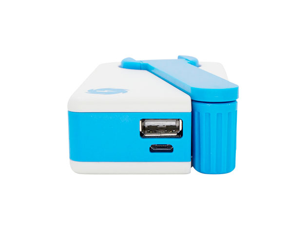SOScharger: The USB Pocket Charger With Unlimited Power