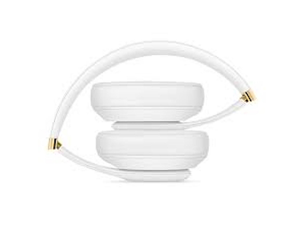 Beats Studio 3 True Wireless Over-Ear Headphones (White)