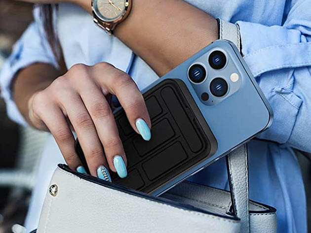 Magnetic Wireless 5000mAh Portable Charger with Foldable Stand