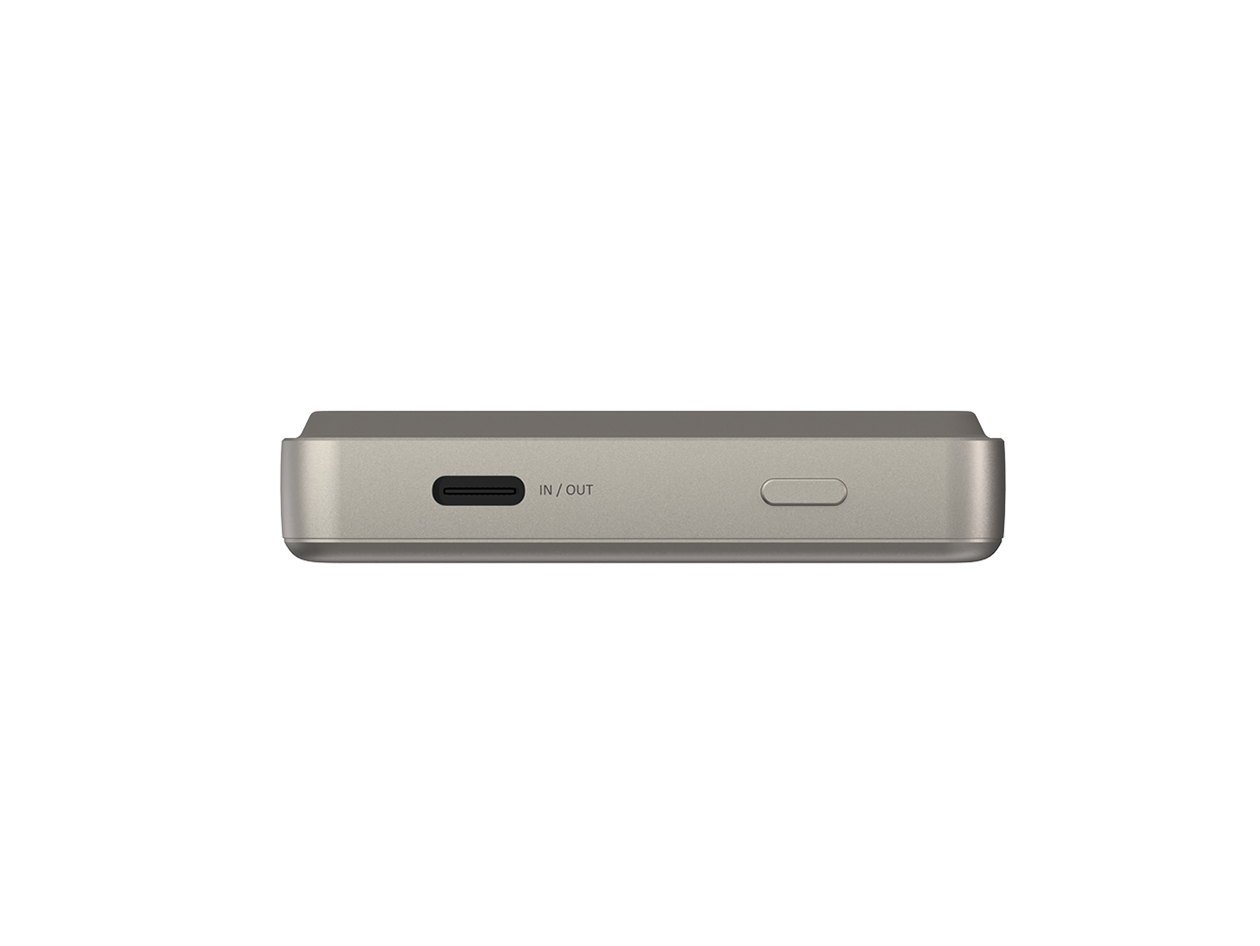 VIONTA Q10 10,000mAh Qi2 Ultra-Slim Power Bank (Titanium)