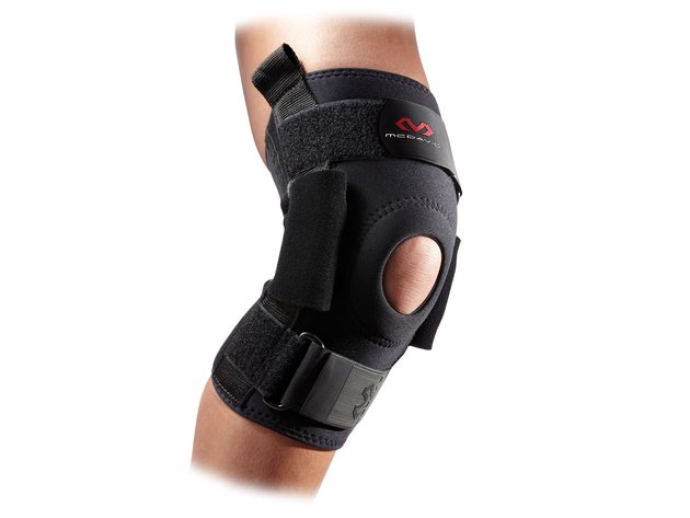 McDavid 428 Pro Stabilizer Medium Size (14 Inch - 15 Inch) Knee Brace with Polycentric Hinges and 4-Way Stretch Neoprene Sleeve, Black