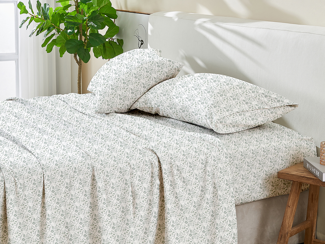 4-Piece Floral Print Microfiber Sheet Set (Green/King)