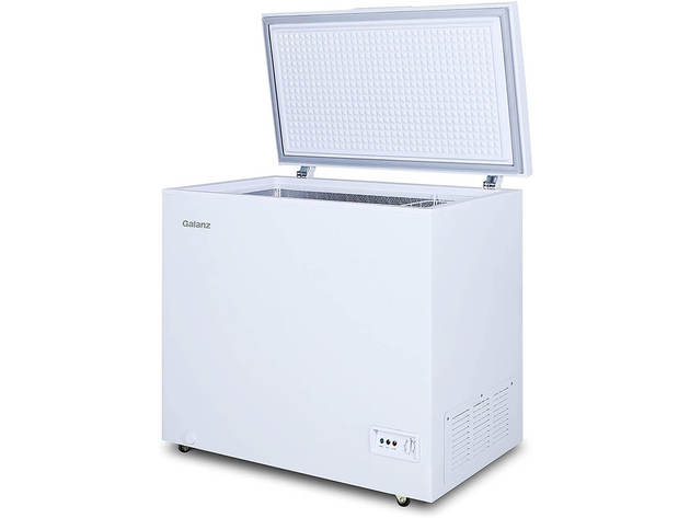 Galanz GLF70CWED01 7.0 Cu. Ft. Manual Defrost Chest Freezer
