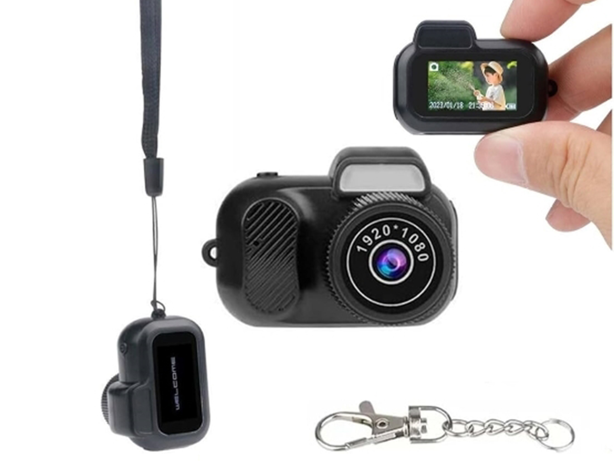 Retro Mini Keychain Camera with 128GB Memory Card