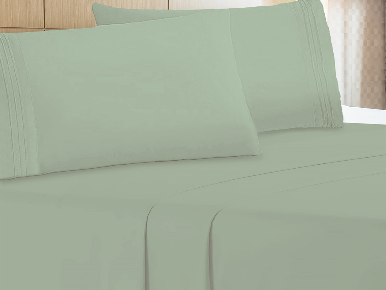 The Luxe 4-Piece Microfiber Bed Sheet Set (Sage/Queen)