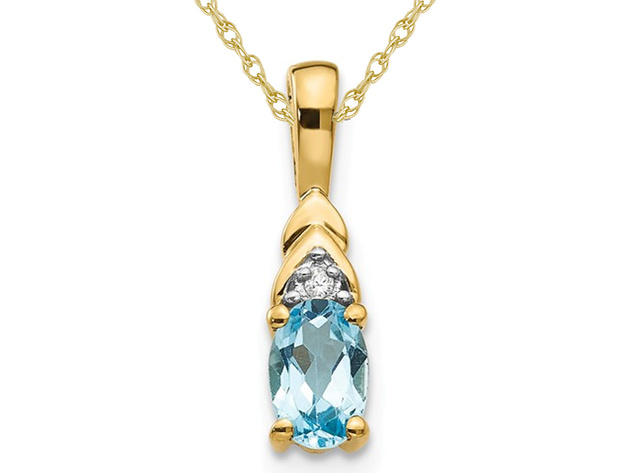 3/5 Carat (ctw) Blue Topaz Pendant Necklace in 14K Yellow Gold with Chain