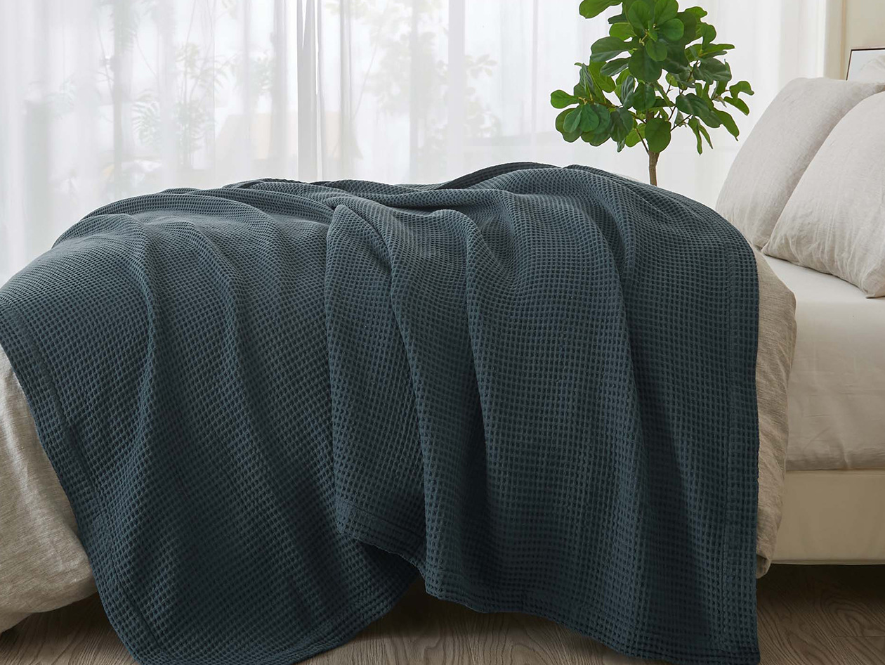 Vintage Cotton Waffle Blanket (Queen/Indigo)