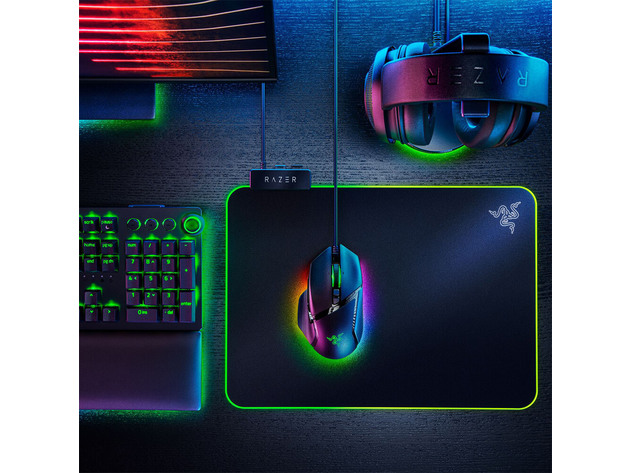 Razer RZ0104000100 Basilik V3 Wired Optical Gaming Mouse w/ Chroma RGB Lighting - Black