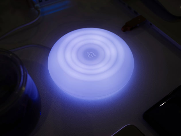 Omnia Q Wireless Charger