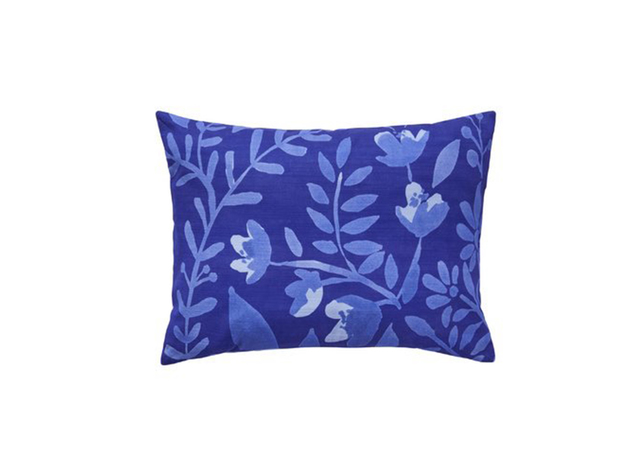 Bluebellgray Botanical Flower Pattern 100% Cotton 12 Inches x 16 Inches Throw Pillow, Offering a Fresh Take on Floral Design, Blue