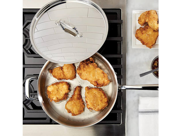 Breville Outlet 32071 Clad Stainless Steel Saute Pan / Frying Pan / Fry Pan with Lid and Helper Handle - 5 Quart, Silve