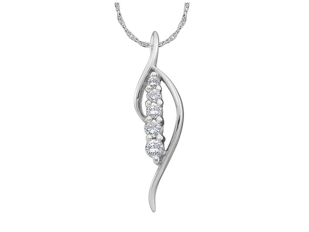 Diamond Pendant Necklace 1/5 Carat (ctw) in 14K White Gold