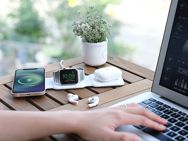 This 3-in-1 Wireless Charging Station + Stand Allows You to Charge Your devices on Multiple Surfaces