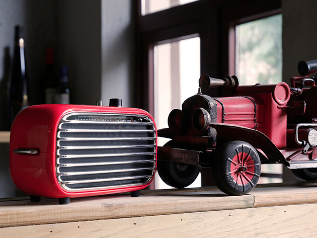 Lofree Poison: Nostalgic Powerful Wireless Speaker (Red)