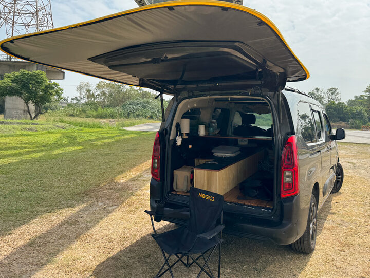 カースル(CARSULE) CARSULE Pop-Up Car Cabin Deal — Limited Time Only