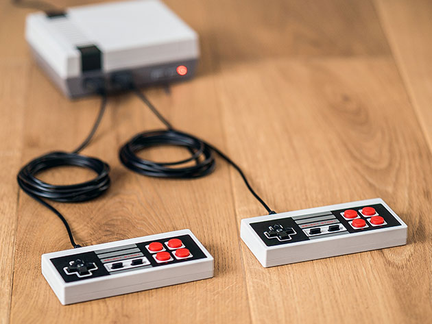 Retro Gaming Console with 600+ Classic Games