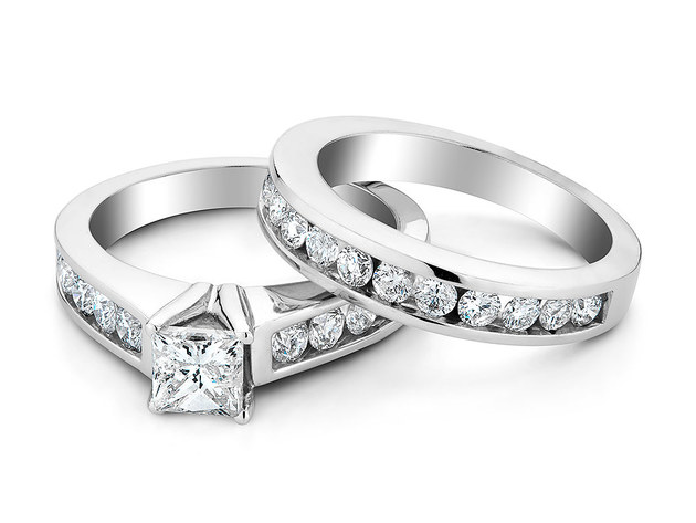 2.0 Carat (ctw H-I, I1-I2) Princess Cut Diamond Engagement Ring & Wedding Band Set in 14K White Gold - 6.5
