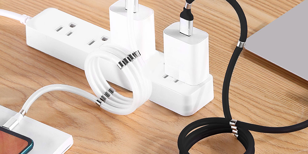 Aduro Fidget Magnetic Self-Winding MFi Lightning Cable, dijual seharga $ 13,99 (diskon 72%)