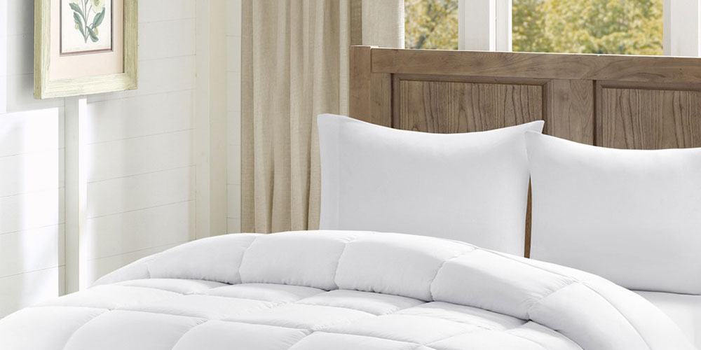 Bibb Home Down Alternative Microfiber Comforter