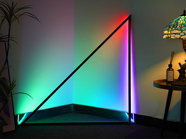 Triangle Frame Lamp